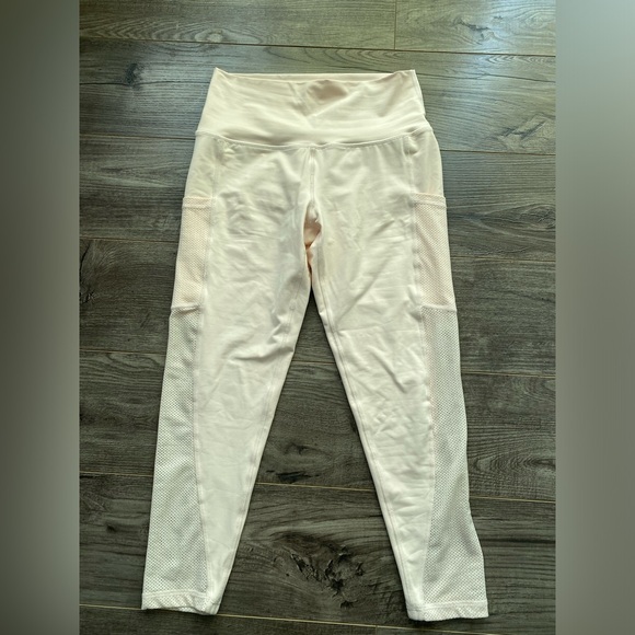 Aerie chill play move light pink high rise leggings w/ mesh sides & pockets - Picture 2 of 7